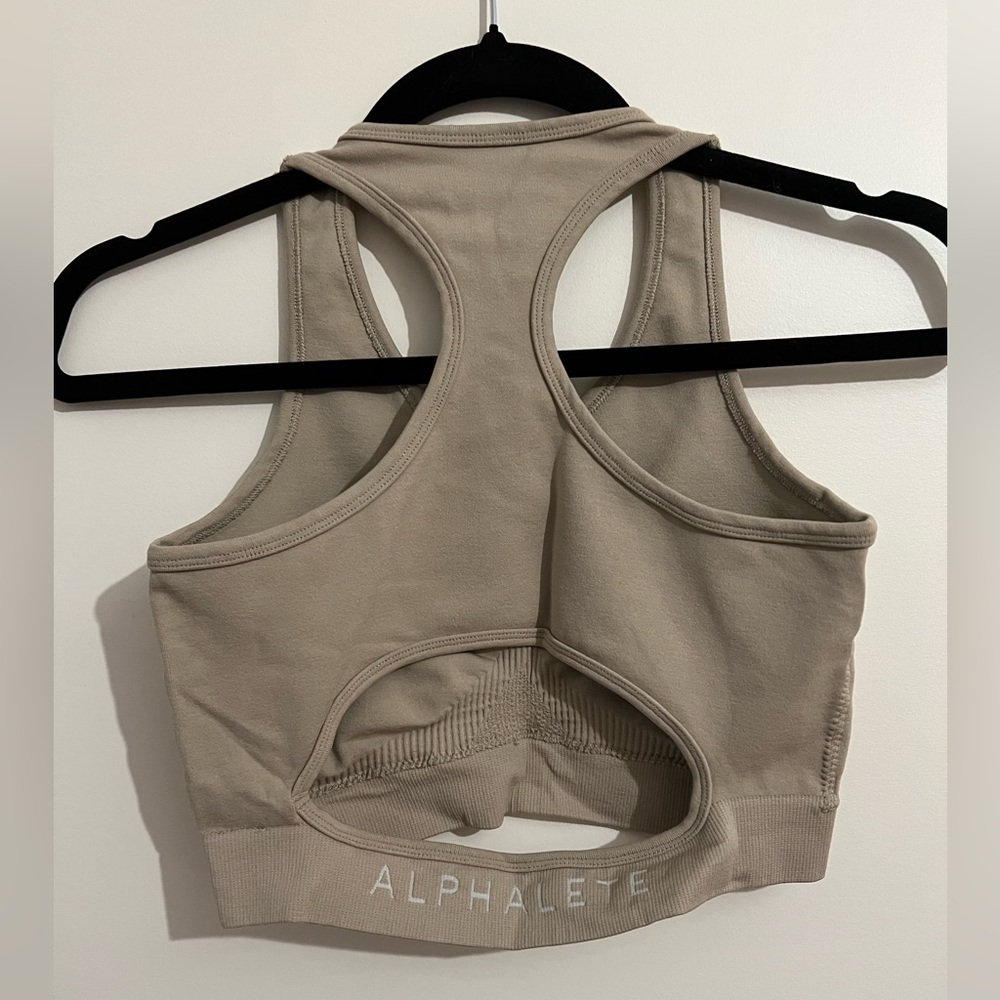 Alphalete Tan Razorback Sports Bra size small - Picture 2 of 5